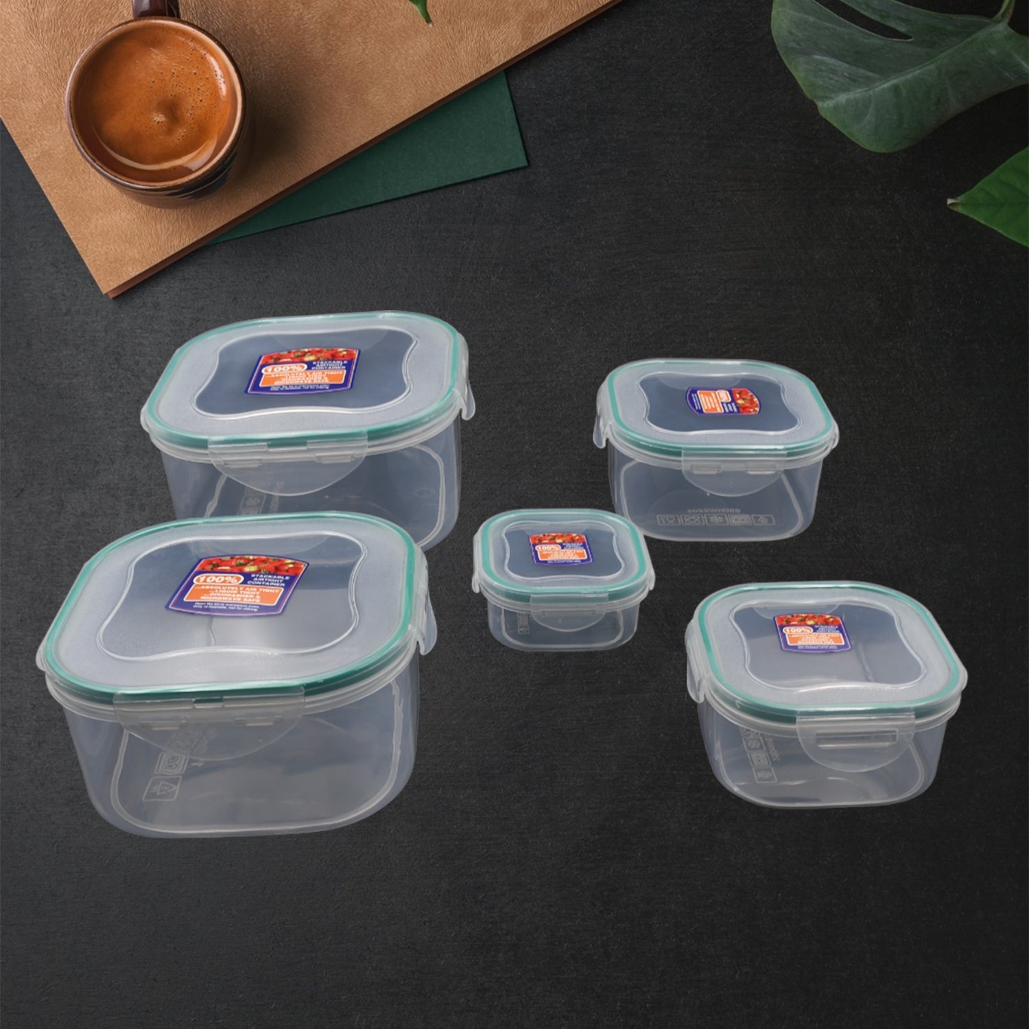 Plastic kitchen containers set, snap-seal, 5 pieces. Plastic kitchen containers set, snap-seal, 5 pieces.
